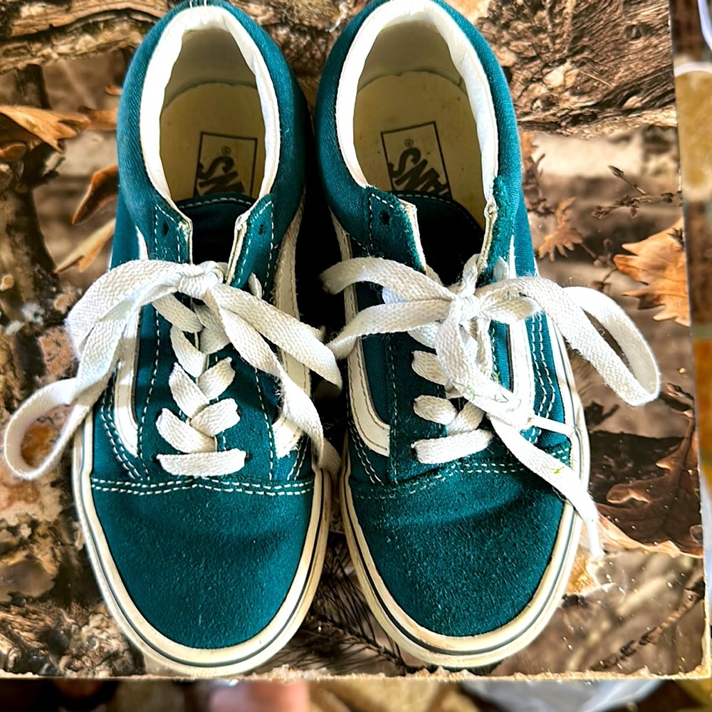 Vans Old Skool - Slightly Worn - Size 1